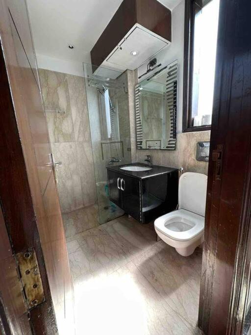Apartment Service Near Apollo Hospital *